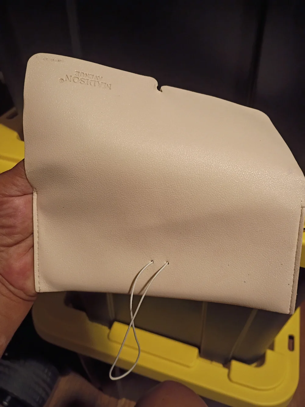 MADISON AVENUE Women's Cream Eyewear Case
